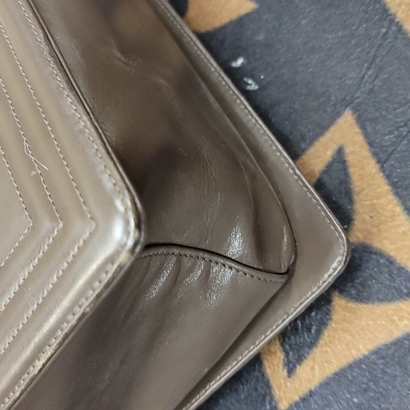 Le boy chanel tote bag available for trade(sold) - Picture 16 of 17